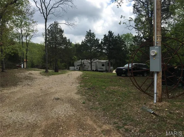 1002 Hidden Valley Lks, Annapolis, MO 63620