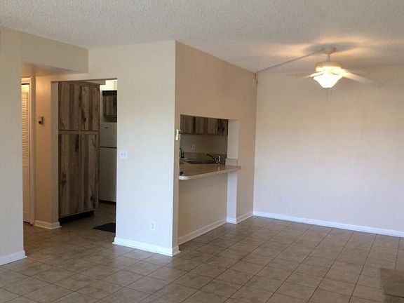 2nd image of 629 Sea Pine Way #G2g2