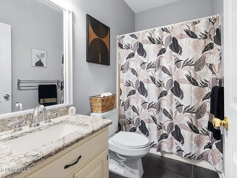 2535 Appleton Dr — Photo 10