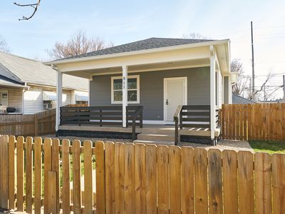 511 N Chester Ave, Indianapolis, IN, 46201