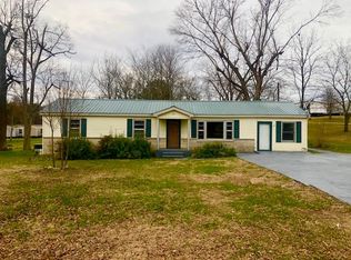 575 W Charlene Dr, Sparta, TN 38583