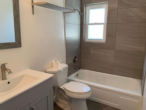 2nd image of 2925 Palo Verde Way