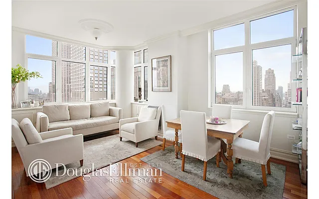 Rented by Douglas Elliman | media 22