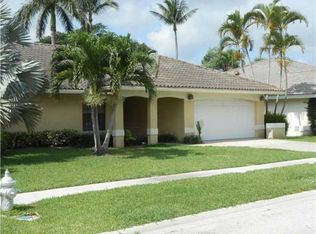 5223 Deerhurst Crescent Cir, Boca Raton, FL 33486