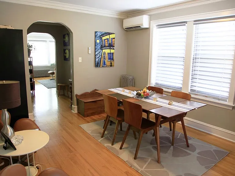 2323 W Melrose St #3 — Photo 3