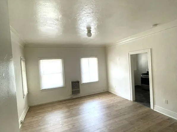 Apple Navid Llc (946 S Burlington Ave), 946 S Burlington Ave APT 212, Los Angeles, CA 90006