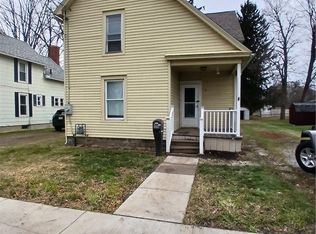 7 Chestnut St, Bath, NY 14810