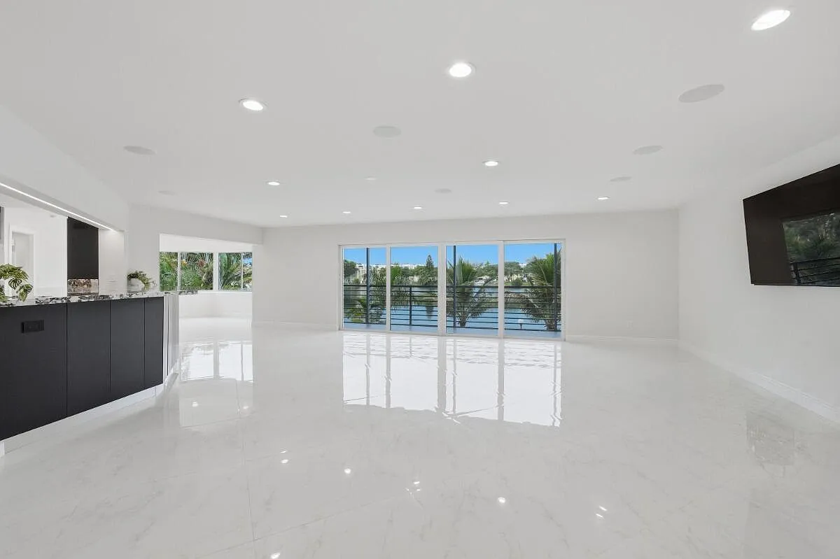 3 bed, 2.0 bath, 1954 sqft, $3,400 — Photo 3