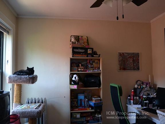 4th image of 4716 N Leavitt St #1