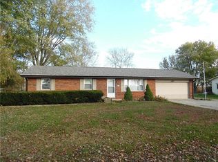 811 N Dellasburg Rd, Columbus, IN 47203