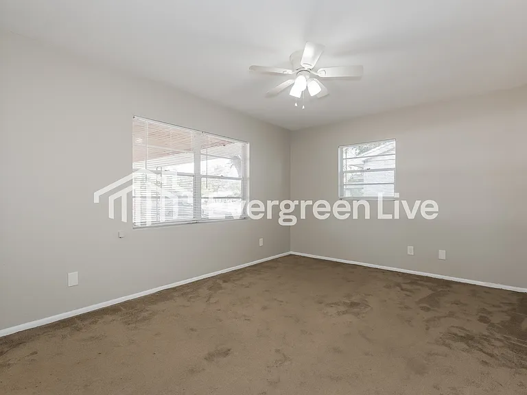2307 Freemason St — Photo 10