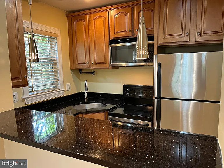 8414 Flower Ave #4 — Photo 6