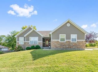13663 Barber Ave, Bonner Springs, KS 66012