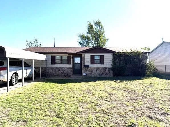 1231 S Finley St, Pampa, TX 79065