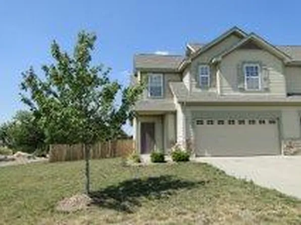 5122 Veronica Dr, Lawrence, KS 66049