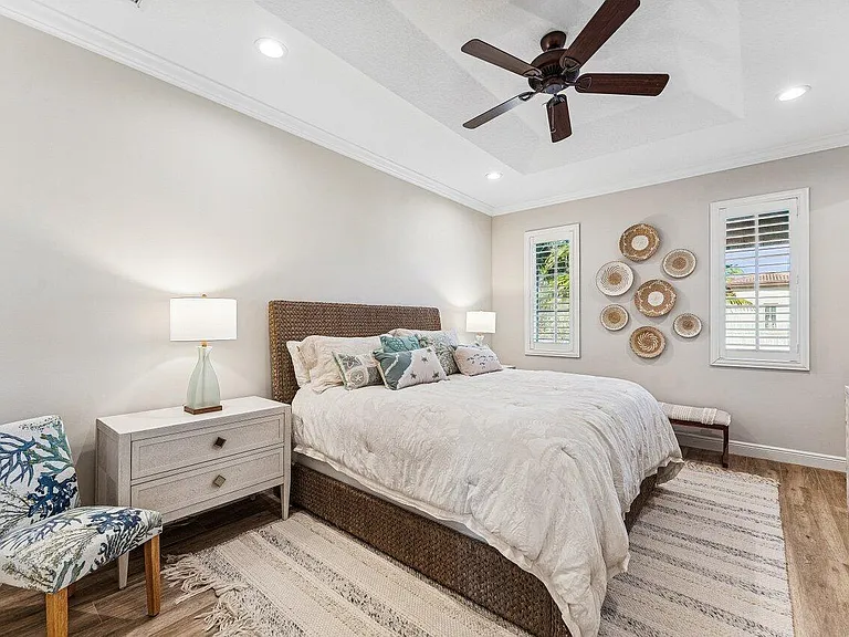 813 Estancia Way — Photo 14