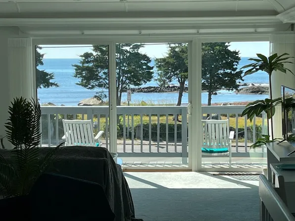 947 Ocean Blvd #10, Hampton, NH 03842