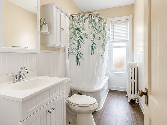 5th image of 5512 Morris St APT 1