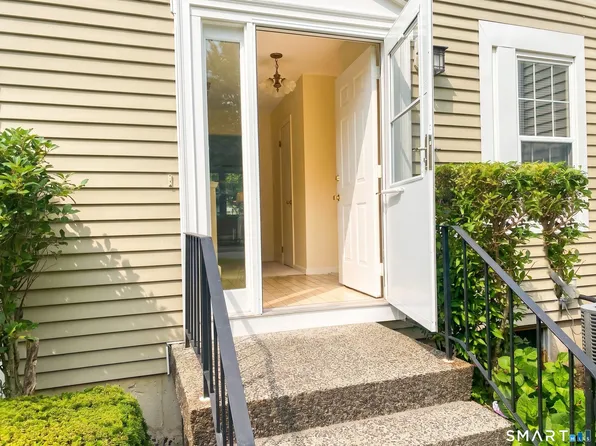97-99 Park Avenue #72, Danbury, CT 06810