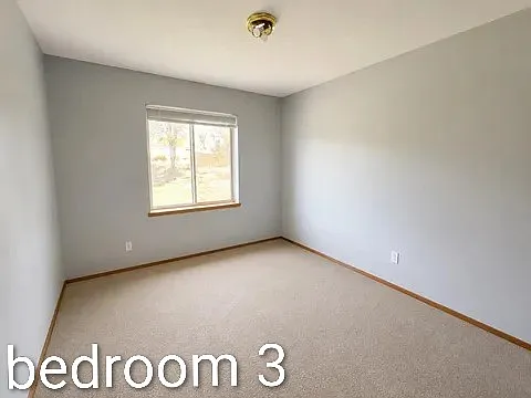 811 Vista Ridge Dr — Photo 19