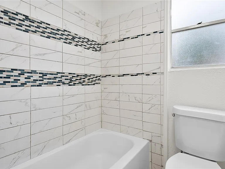 5009 Wingfoot Ln #B — Photo 19