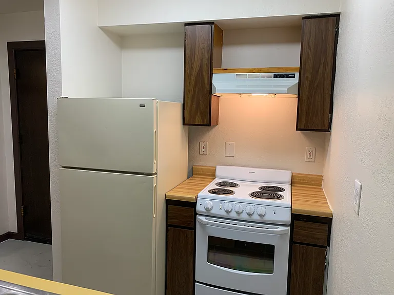 1336 W 23rd Ave — Photo 11