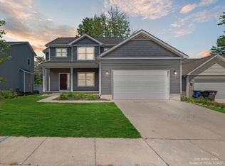2508 Banyan Ct, Ann Arbor, MI 48103