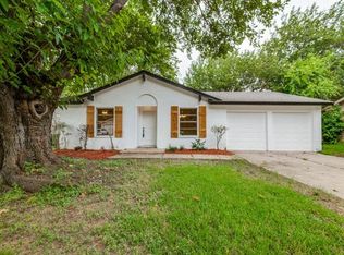 906 Shenandoah Dr, Arlington, TX 76014