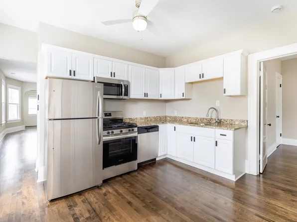 2754 S Logan Ave, Milwaukee, WI 53207