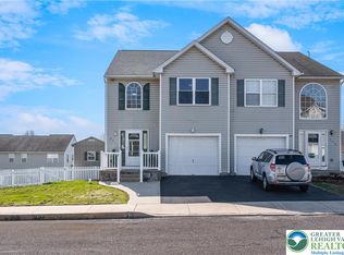 671 Daisy Ln, Pennsburg, PA 18073