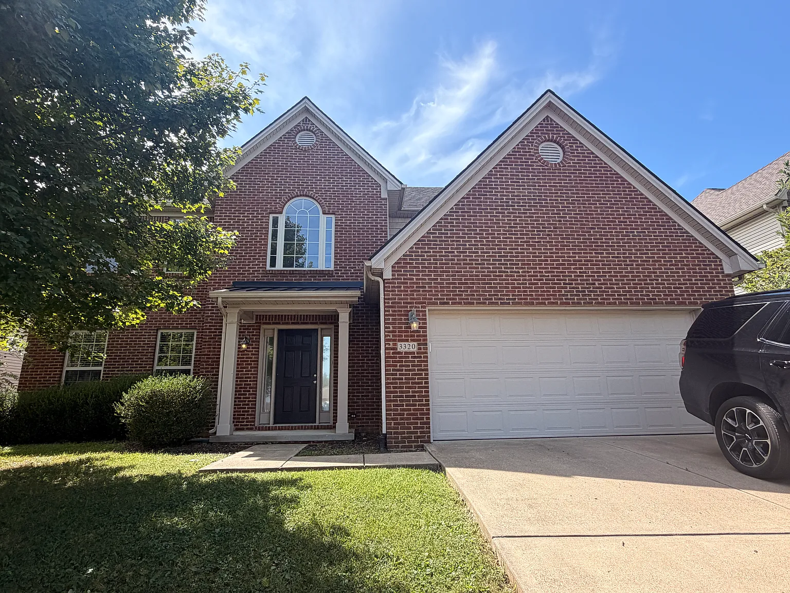 4 bed, 2653 sqft, $3,000 — Photo 2