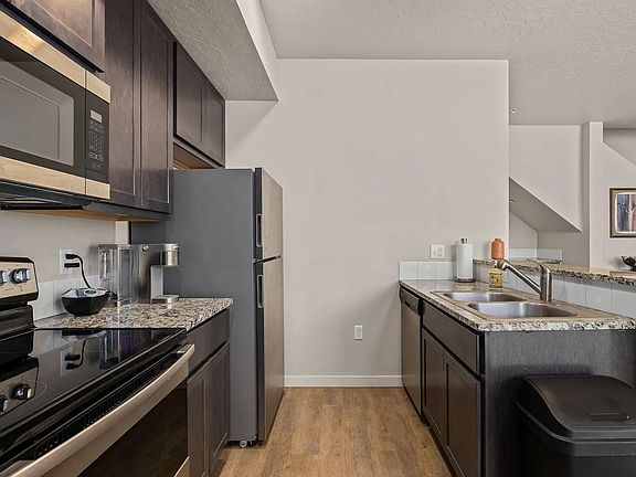 5th image of 7353 N Lucy Rose Ln #103