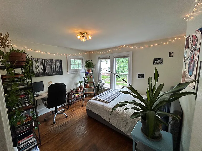 2441 Medary Ave — Photo 13
