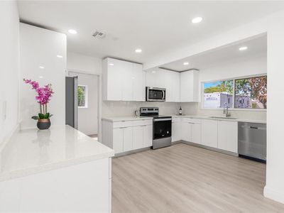 6201 NW 18th Street, Sunrise, FL, 33313