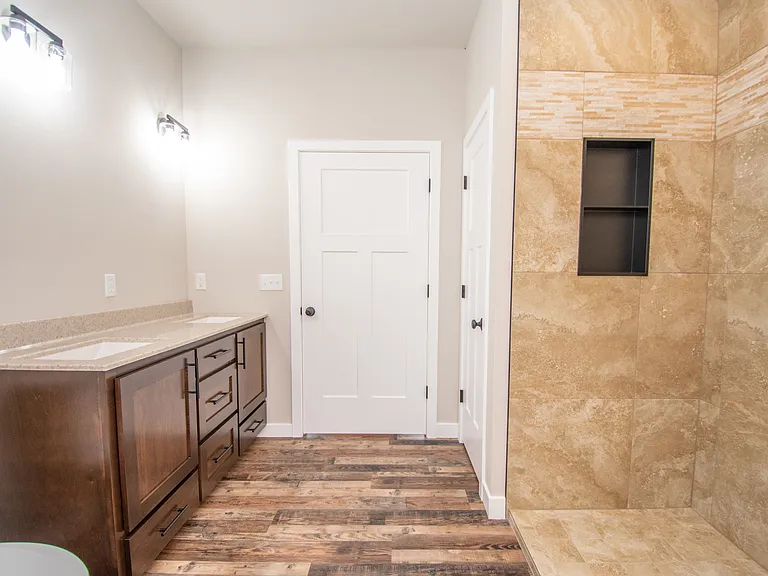 7010 Route M — Photo 15
