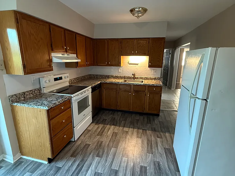422 Spring St #1 — Photo 2