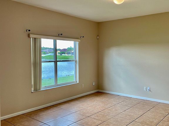 4th image of 13676 Hawk Lake Dr