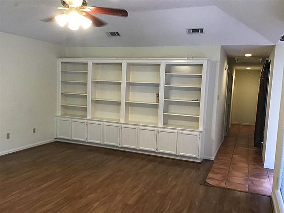 3rd image of 3103 Misty Park Dr