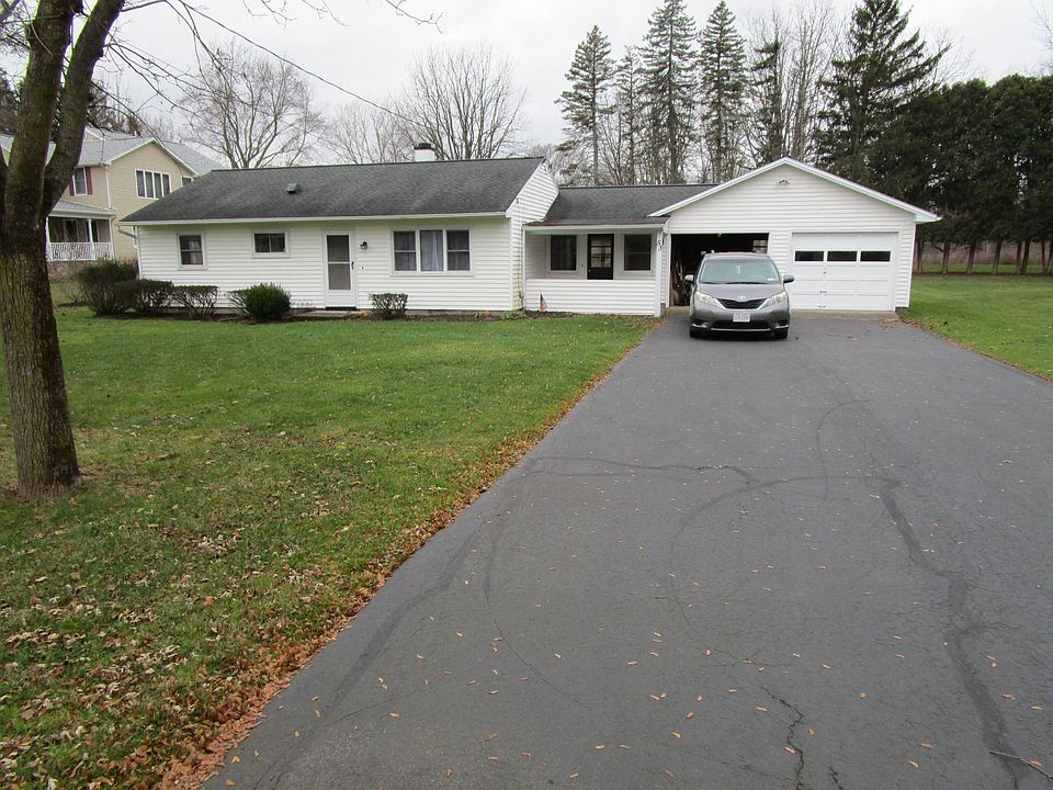 53 York St, Honeoye Falls, NY 14472 Zillow