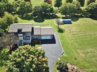 6N430 Clydesdale Ct, St Charles, IL