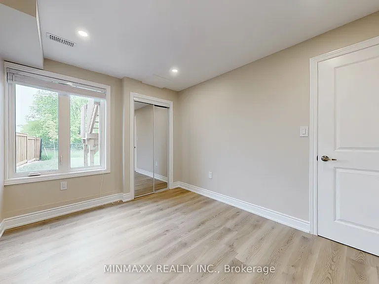 465 Thornborrow Ct — Photo 15