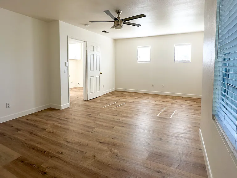 15747 Roan Rd — Photo 48