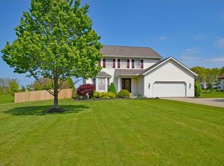 2014 Gulf Rd, Elyria, OH 44035