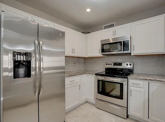 3rd image of 10925 E Hope Dr