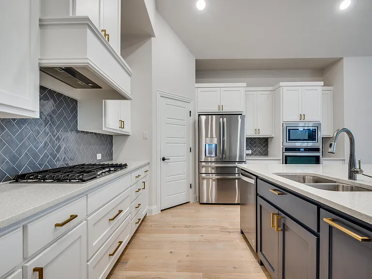 8452 Tripoli Trl — Photo 11