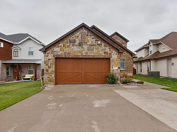 2nd image of 2313 Windjammer Way