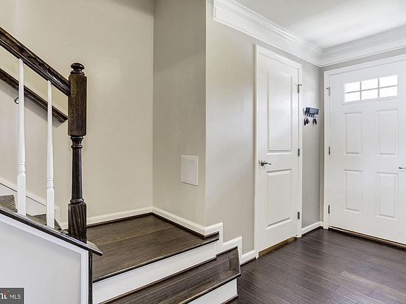 4th image of 10090 Beerse St