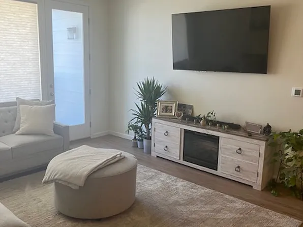 6153 N Ceylon St, Denver, CO