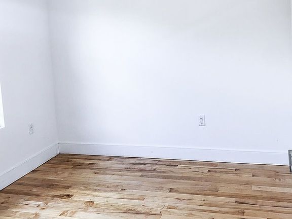 5th image of 2418 Snyder Ave #3A