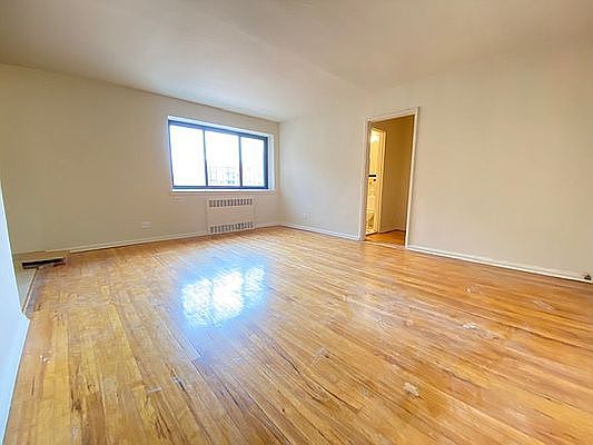 1st image of 14148 84th Dr #3